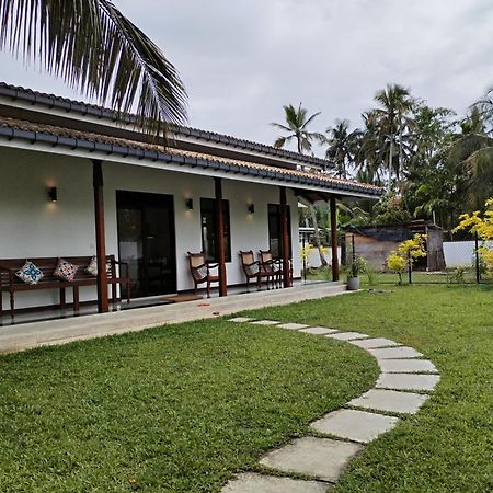 Amara Villa Ahangama Exteriör bild